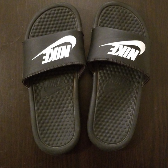 Nike Shoes - Nike black sandals